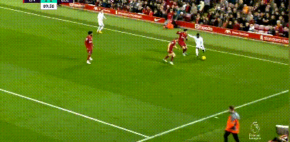 曼城主场对阵桑德兰，主场优势明显，福登状态火热，预计全取三分。