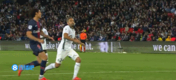 如何看待皇马近况？卡塞米罗：不会为皇马担心，我更担心曼联